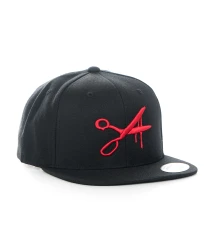 DEMONOLOGIA - NOŻYCZKI SNAPBACK FLAT CZARNY/CZERWONY
